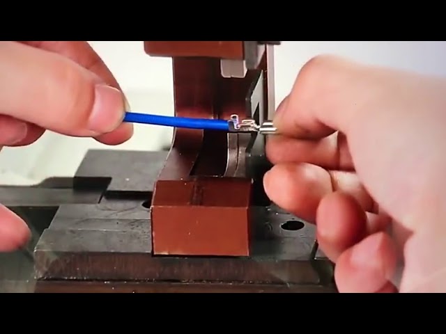 Customizable terminal applicator die OTP mold Horizontal and vertical crimping moulds