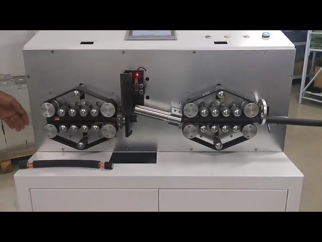 Fully Automatic Computerized Large Square Wire Stripping Machine 150mm2 Max