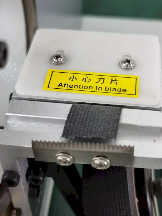 Stroj na ovíjení páskou s tažným drátem WPM-303K Thumb